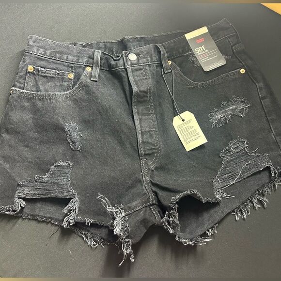 Levi's 501 black jean shorts NWT Size W33 And Size 31 - Picture 1 of 5